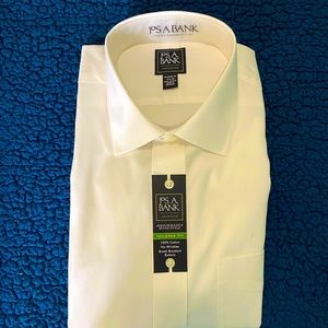 NWT JoS A Bank Men’s Travelers Tailored Fit Shirt